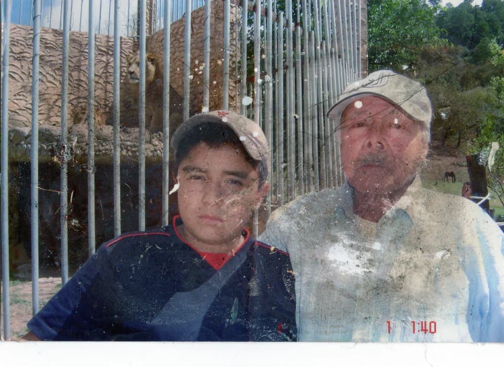 Original Photo (27HNx7Pf_original-3-webp.webp)