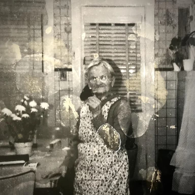 Original Photo (PvFJ9qFN_original-z8xqpraf4bcf1-webp.webp)